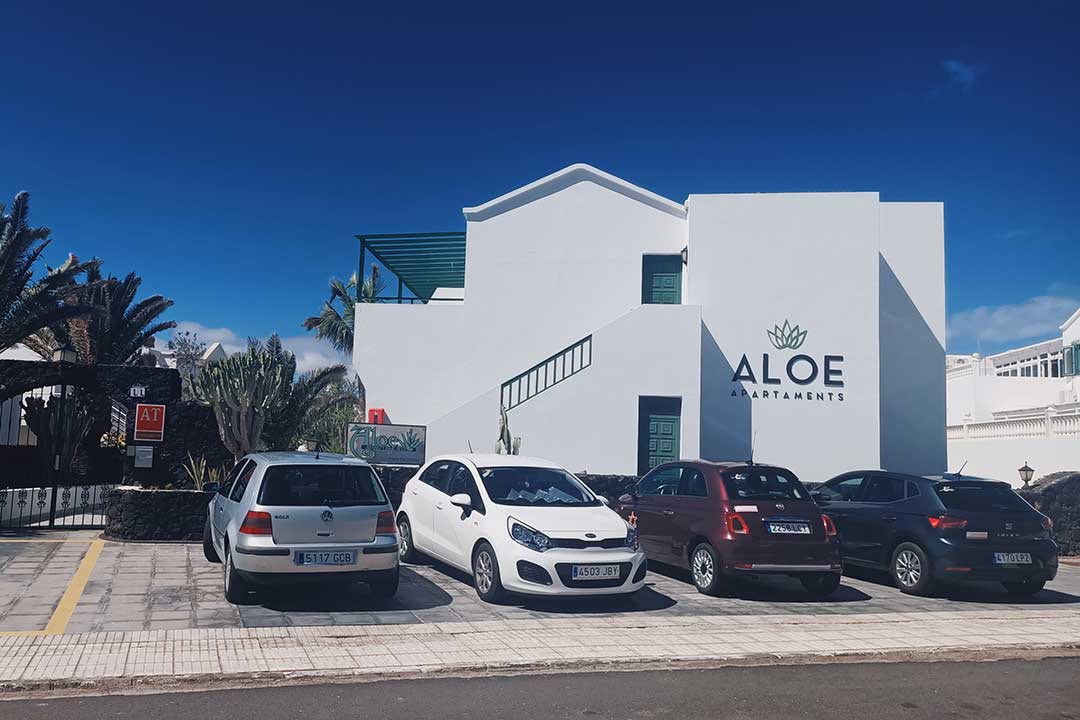 Apartaments Aloe Parking